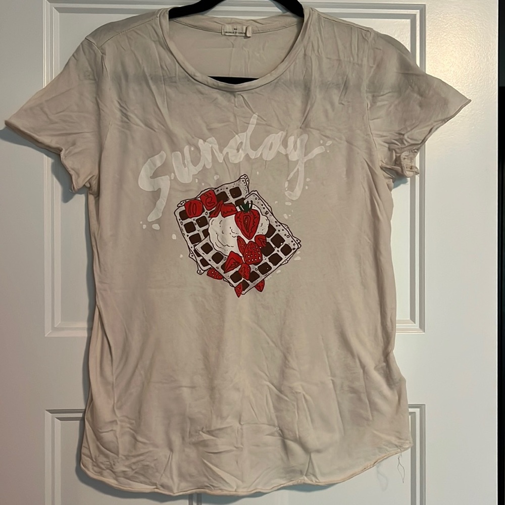 Sunday Tee